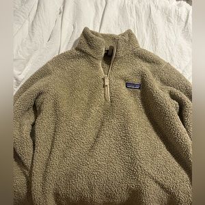 Patagonia. Teddy bear tan.